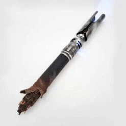 Collectors Edition Saber - Oggdo Killer Cal Kestis -Padawan Outpost Shop 20221117 135248